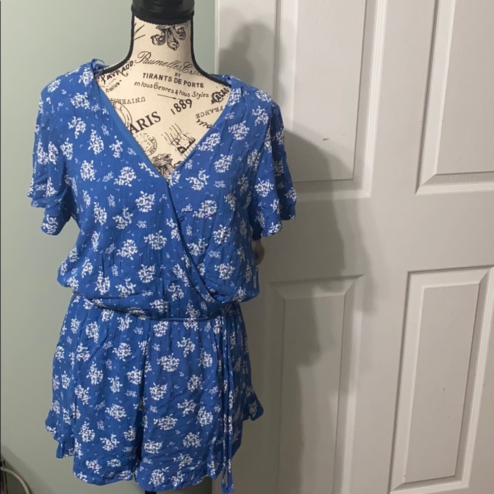 ☀️5/$20 Blue Romper.